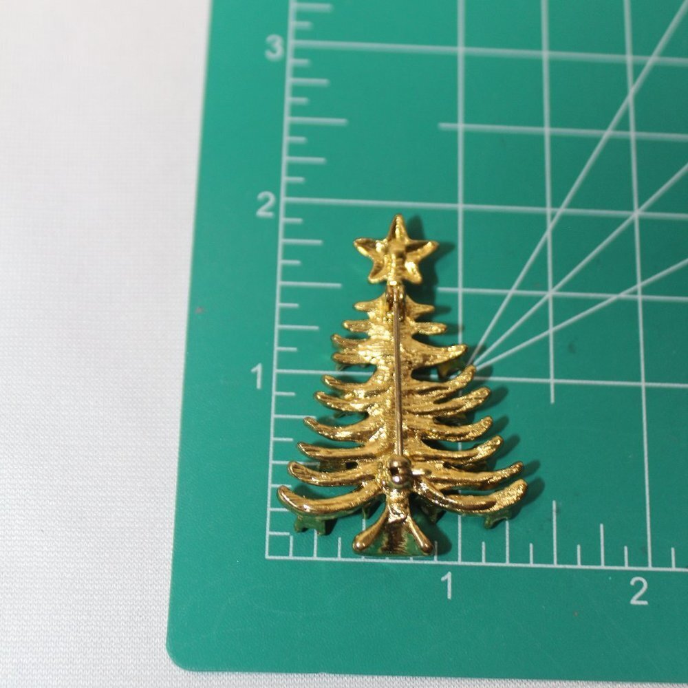Multi-Color Rhinestone Gold Tone Christmas Tree Brooch/Pin - Picture 7 of 7